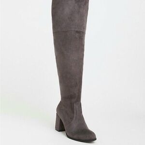 Elegant Gray Women's Knee-High Boots